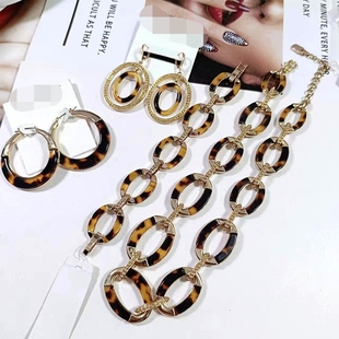 热销新款 奢华手链女 欧美logo玳瑁色镀真金重金属潮高级感设计时尚