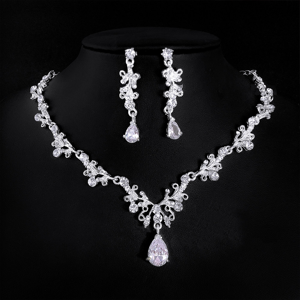 新款韩式项链耳环套装锆石耳钉合金套链新娘结婚两件套婚纱配饰品