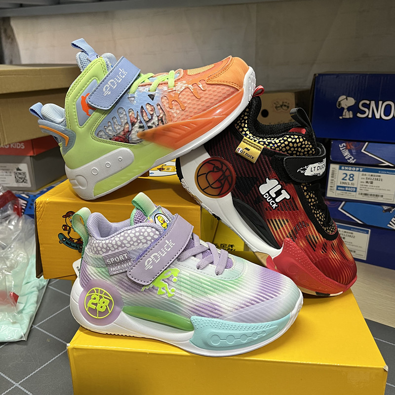 撤柜儿童网面运动鞋春秋跑步鞋