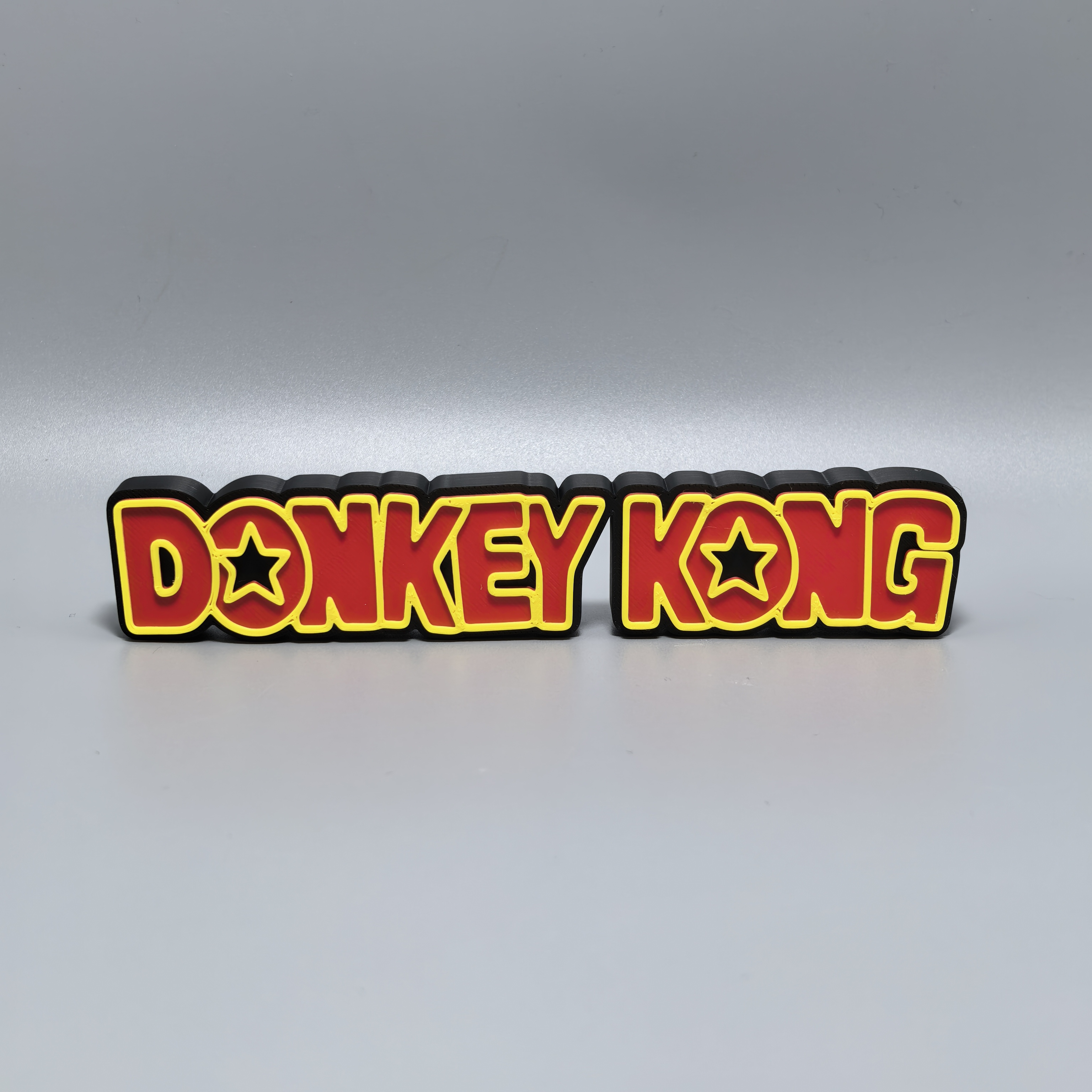 大金刚logo标志立牌摆件