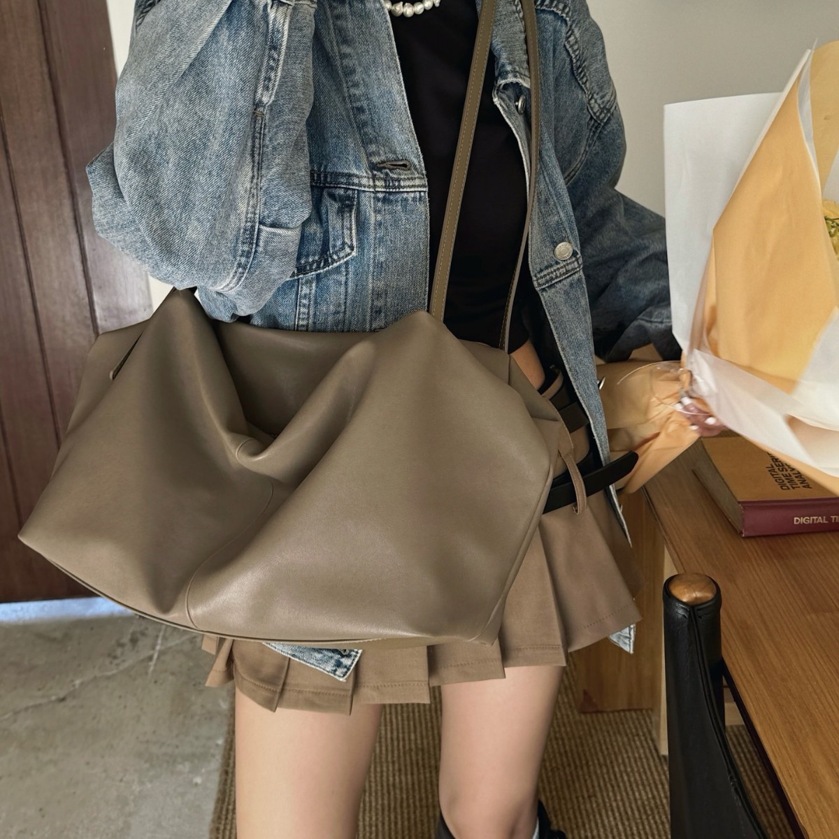 波士顿包女真皮单肩托特包2025新款慵懒风复古头层牛皮大容量女包