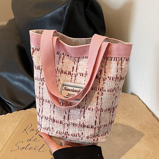 高级感轻便轻奢大容量编织外出小香风女百搭时尚收纳包斜挎包简约