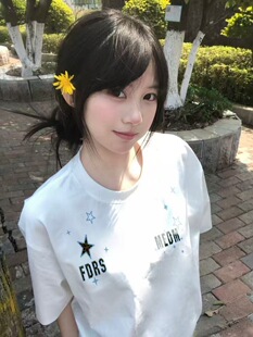 2026夏季新款女童短袖t恤创意雪花字母印花百搭宽松初中生上衣潮