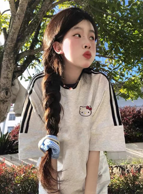 白灰色三条杠短袖t恤女童夏季2025新款卡通hellokitty宽松上衣潮