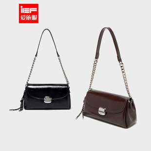 IEF/爱依服时尚女包2025秋季新款流行爆款轻奢通勤百搭单肩小方包