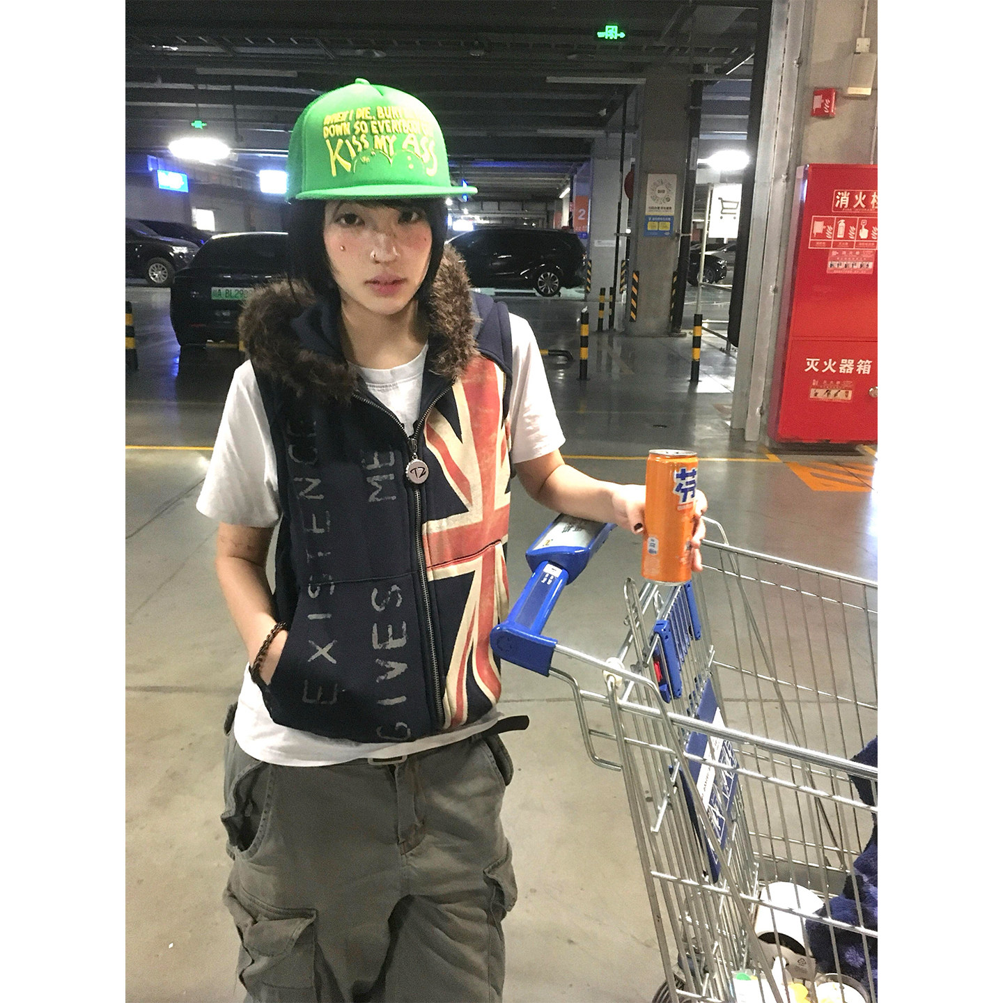 英伦风毛边连帽印花短款马甲男女美式做旧拉链开衫无袖背心外套潮