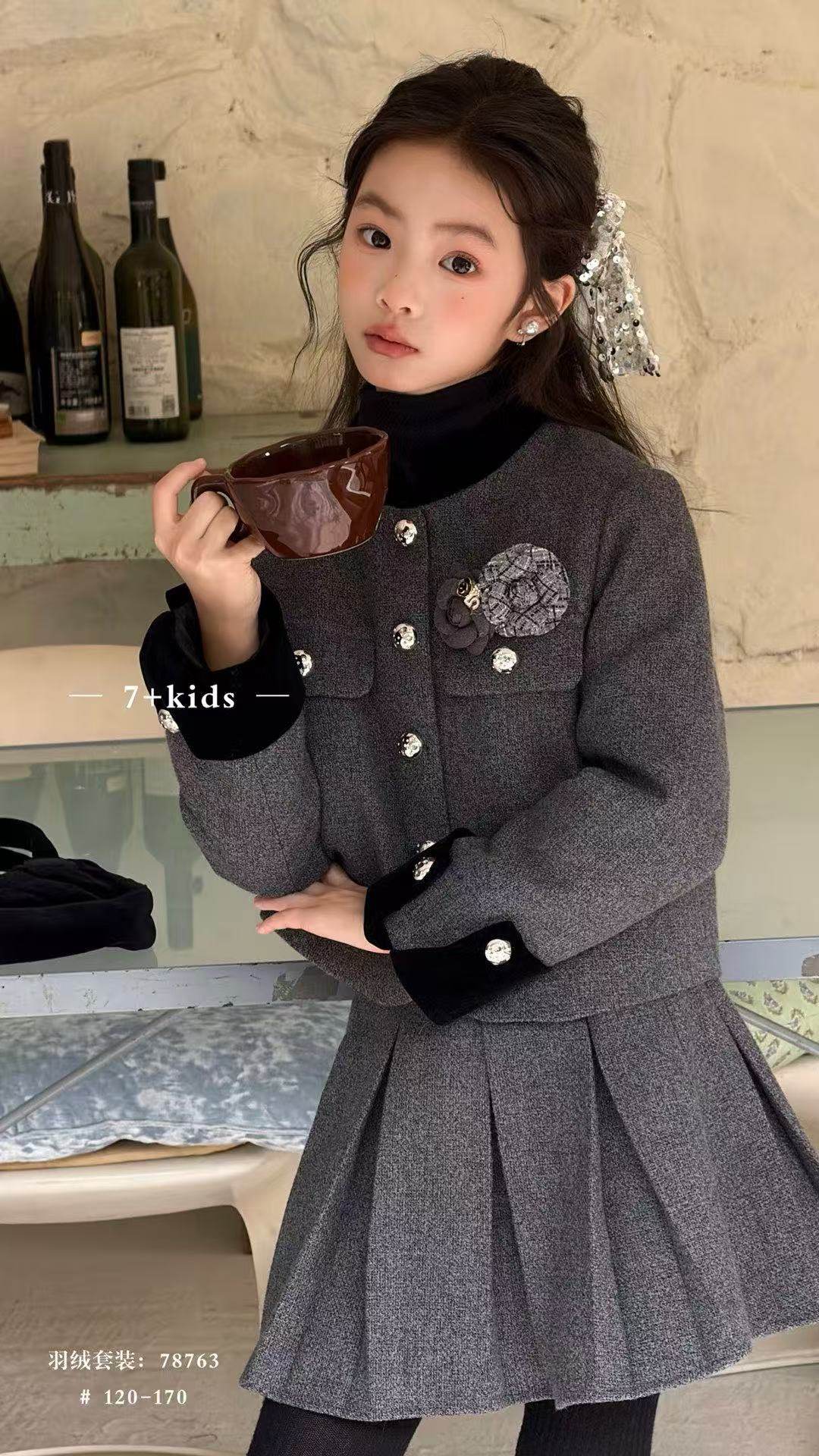 韩国品牌童装小香风25冬新女童洋气年款羽绒外套加绒百褶裙套装潮