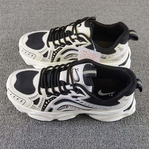 贵人鸟耐磨防滑运动休闲跑步鞋