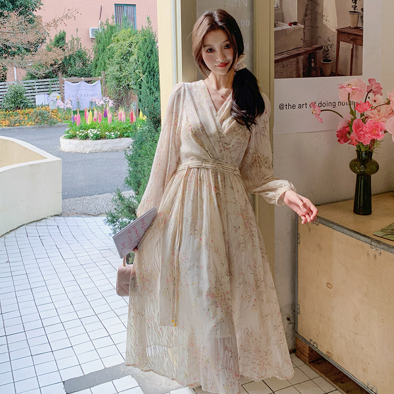 【新款】25春季法式v领花卉连衣裙裙7726P135K198,女装连衣裙,2C295