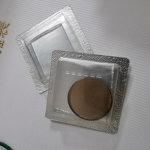 阿玛尼黑色玻璃镜面表盖
