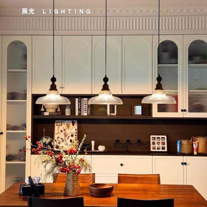 法式复古餐厅吊灯中古风胡桃木纹吧台餐桌灯单三头玻璃灯具