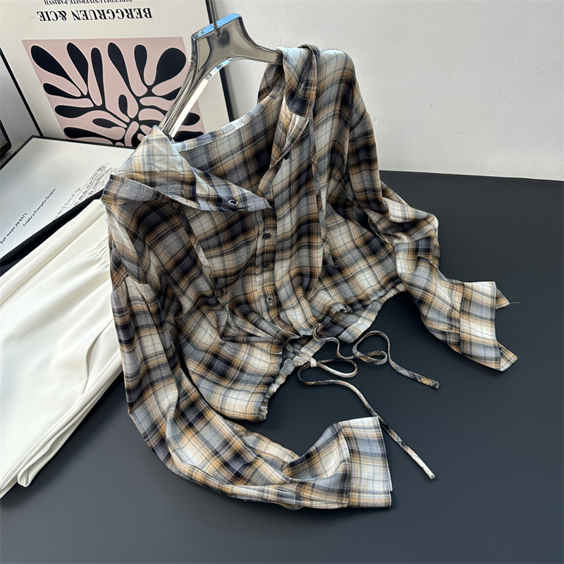 万茜同款 细节控Bi入荃棉色织格纹连帽抽绳长袖衬衫短外套女上衣