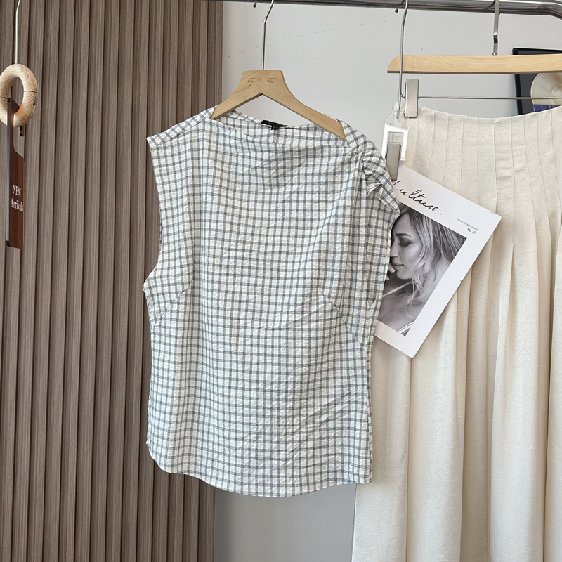 一字领盖肩短袖白色格纹衬衫上衣