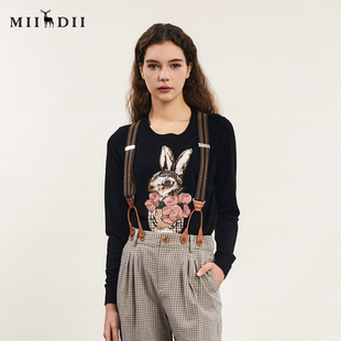 谜底圆领套头针织衫 241MZ0357 绣花合体亲肤毛衫