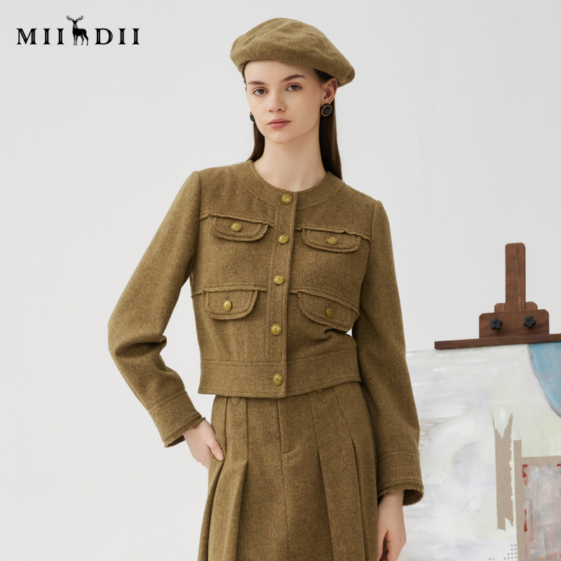 谜底短款外套女2024秋季