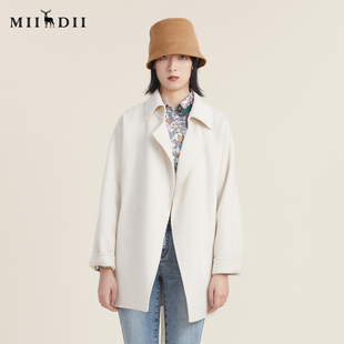 领宽松毛呢大衣223GD1131 高端系列谜底西装