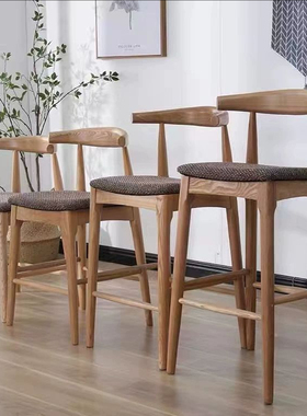 酒吧椅子实木吧台椅实木高脚凳日料店简约北欧牛角椅天然实木吧椅