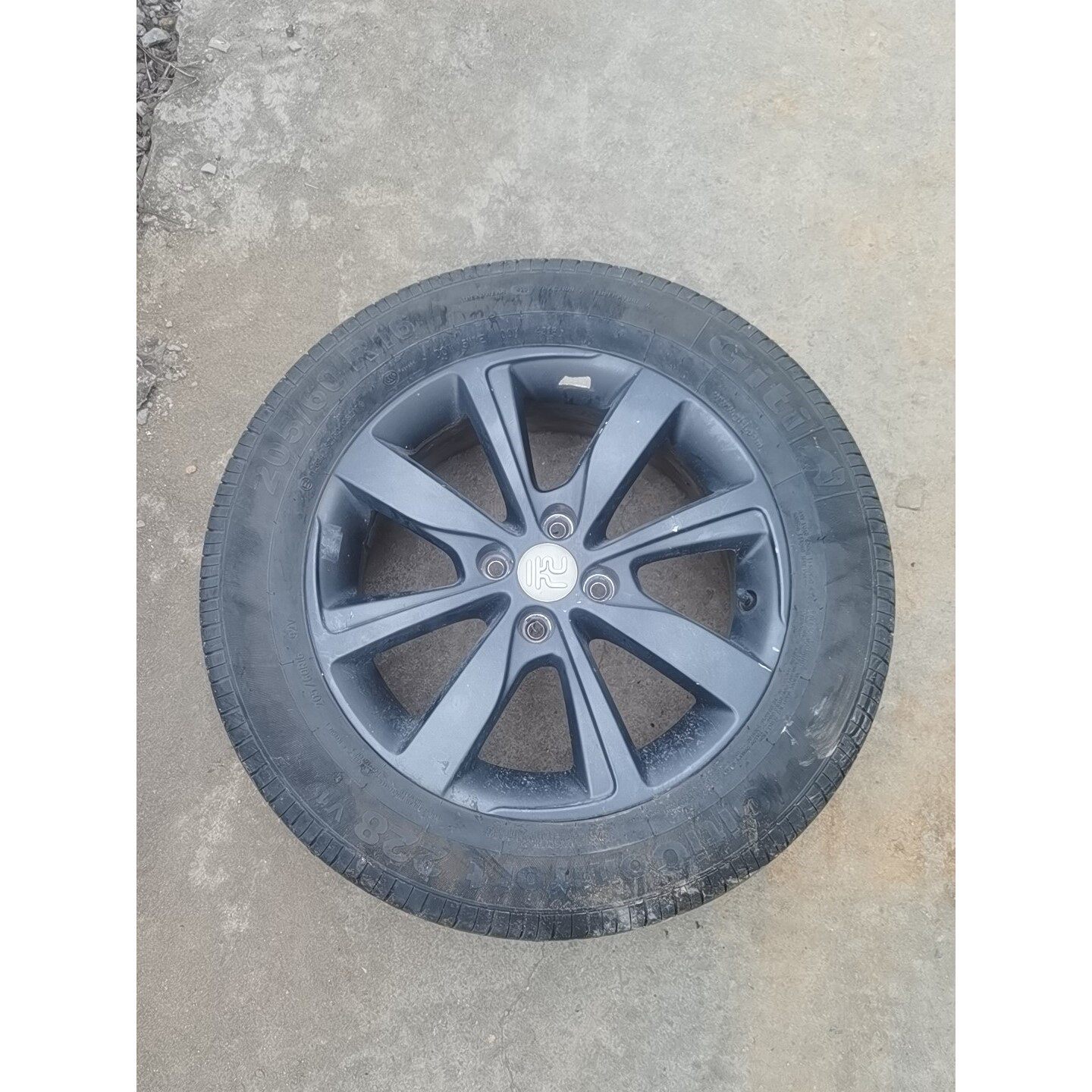 【议价产品】比亚迪元EV360轮毂,原装拆车,成色如图询价