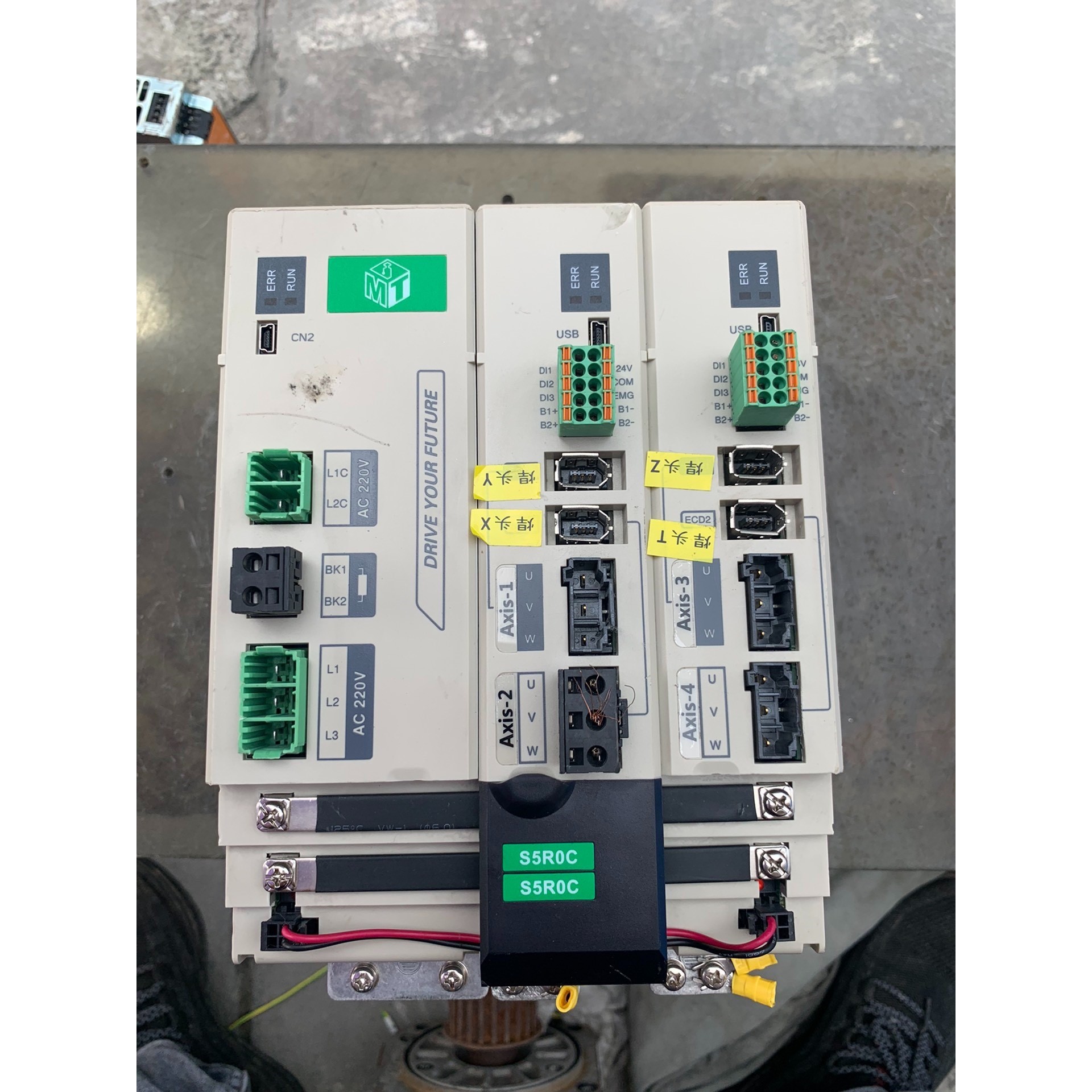 【议价产品】总线多轴控制器伺服询价