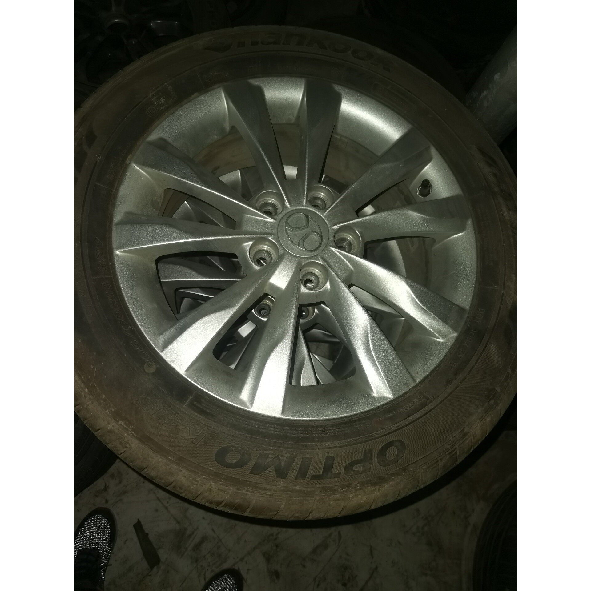 【议价产品】北汽EV260轮毂,原装拆车,没失圆,没修复,外边有小磕