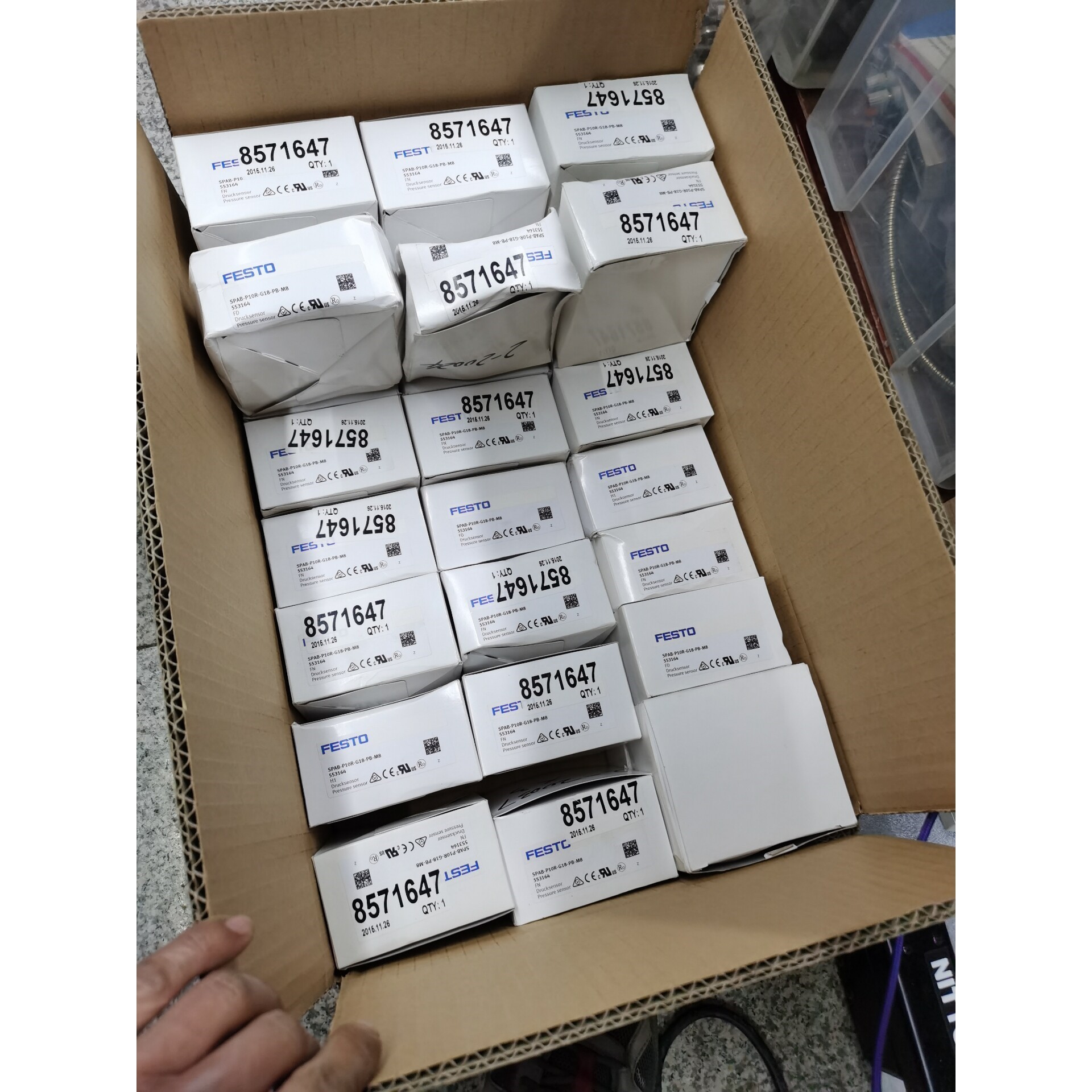 【议价产品】FESTO SPAB 压力传感器 553164全新原装!运输(询价)(
