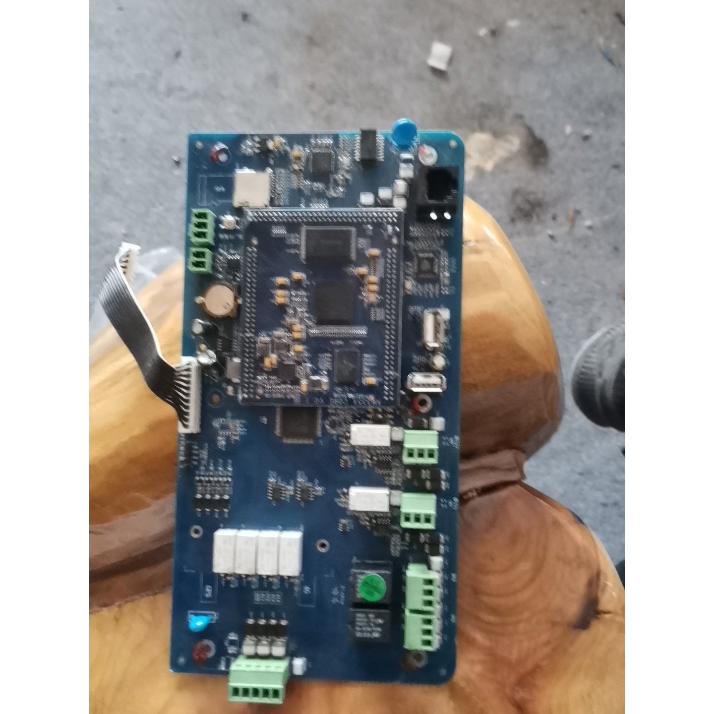 【议价产品】这,开发板看上带走stm32f103vet6芯片询价