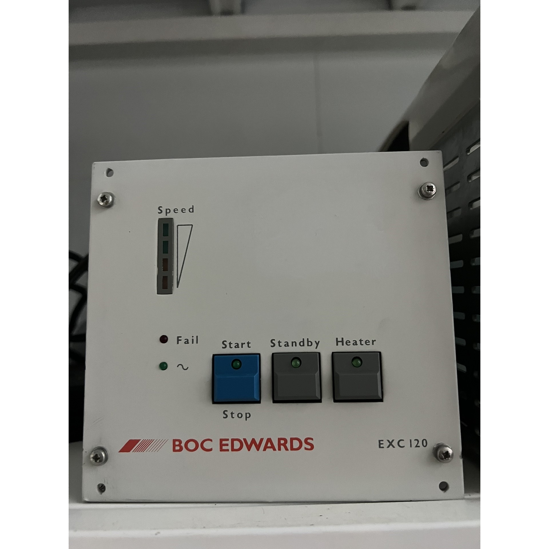 【议价产品】BOC  EDWARDS爱德华 EXC120 分子泵控制器需询价