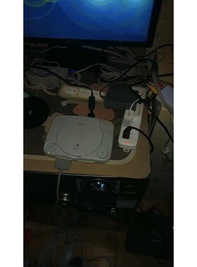 【议价产品】 ps1 psone 102  游戏机 品相如图,昨询价
