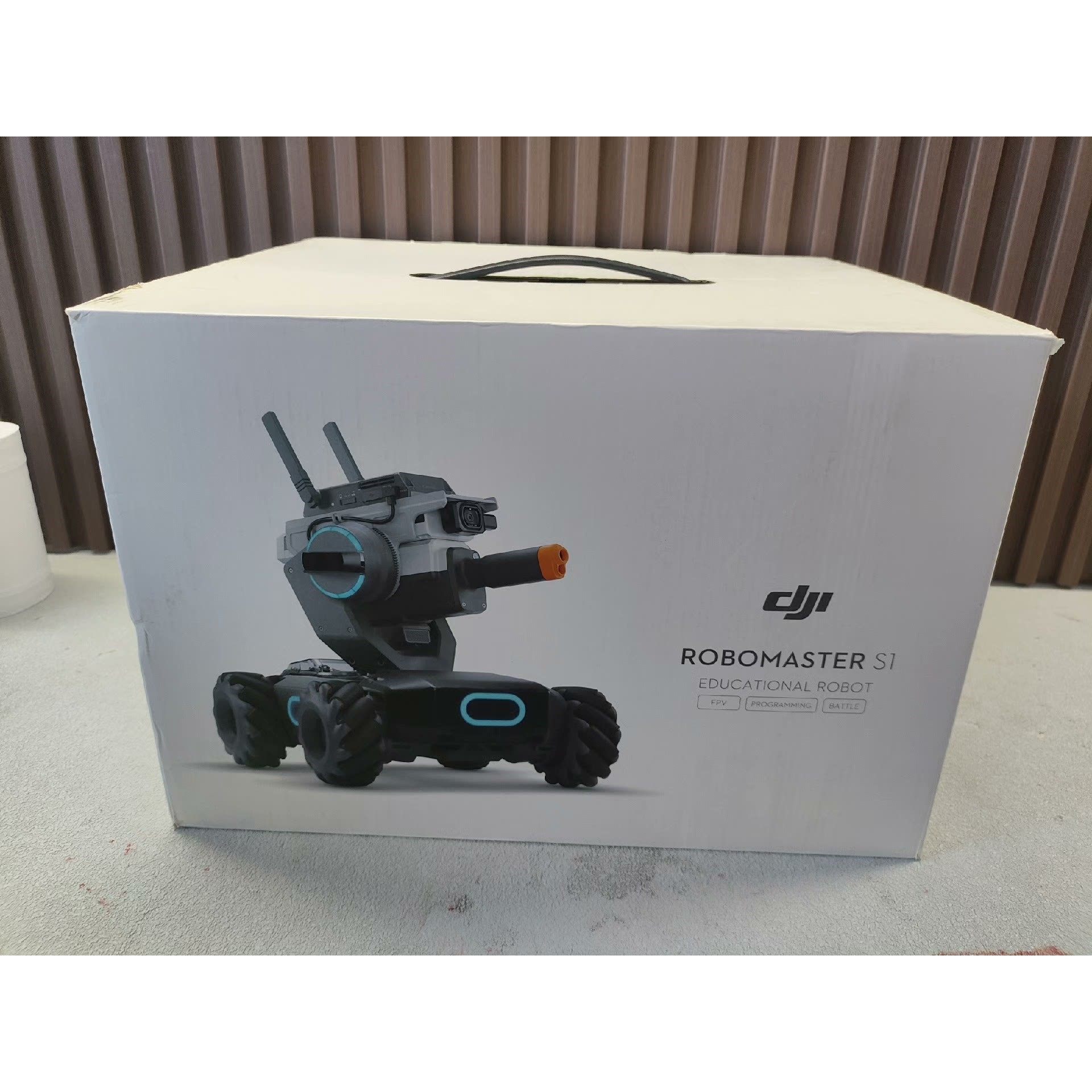 【议价产品】大疆机甲大师 ROBOMASTER S1