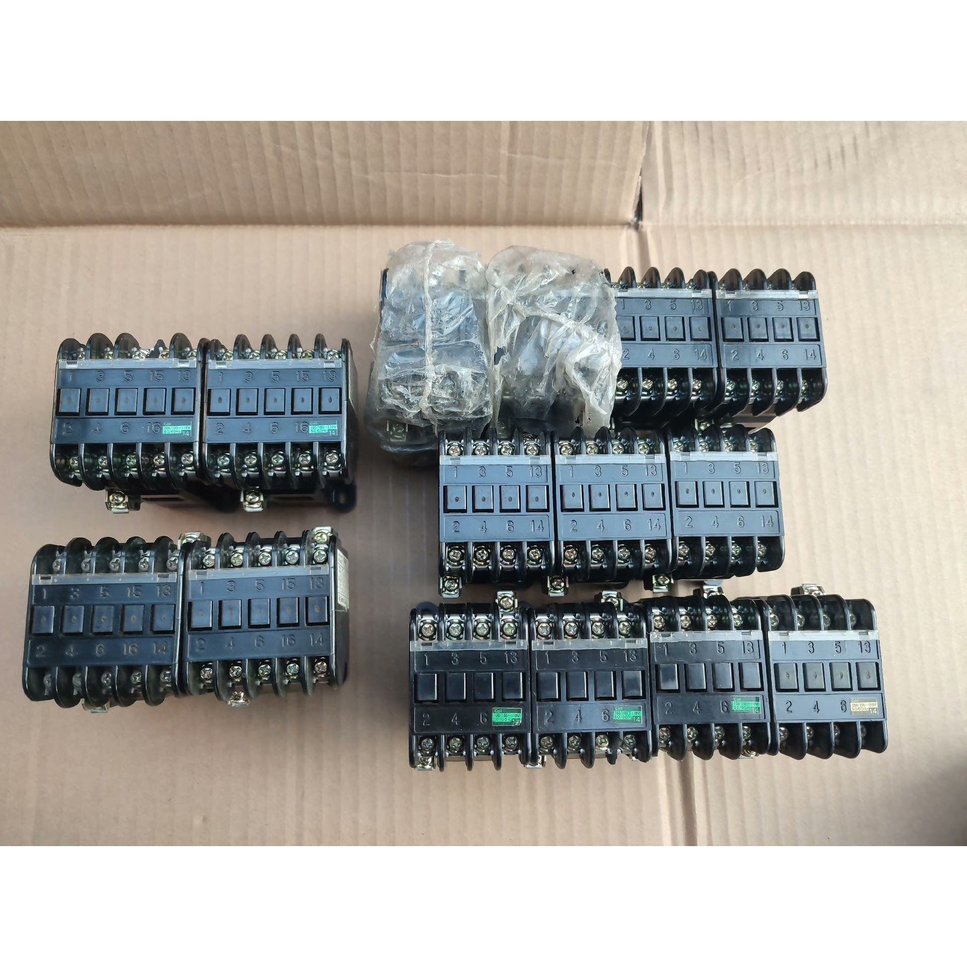 【议价产品】富士接触器 SRCa3631-05(4a1b) SRCa36询价