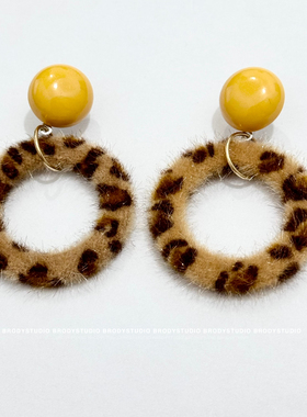 豹纹毛绒大耳环欧美复古港味辣妹y2k千禧年红色耳钉耳夹耳饰品