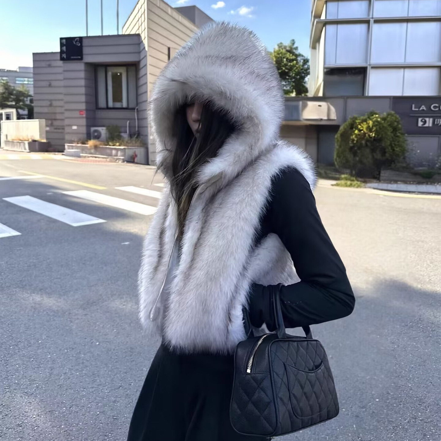 环保皮草马甲女款贵气感外套新款图片