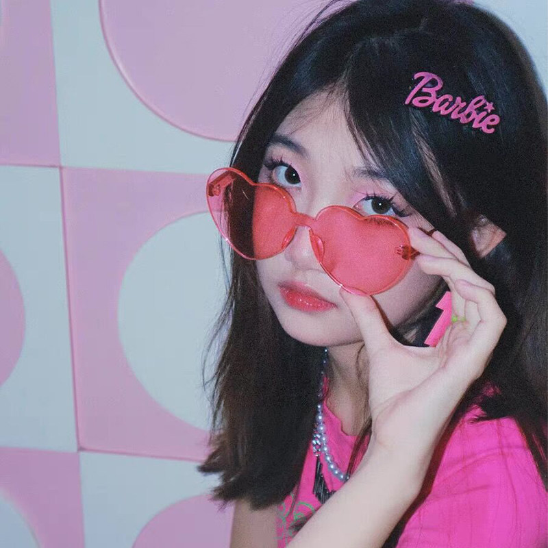 日系软妹爱心眼镜chic显白韩版复古太阳镜女桃心糖果色墨镜凹造型