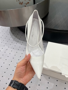 高端定制版欧美风2026新款尖头小跟挂带真皮大底全皮女鞋后空鞋