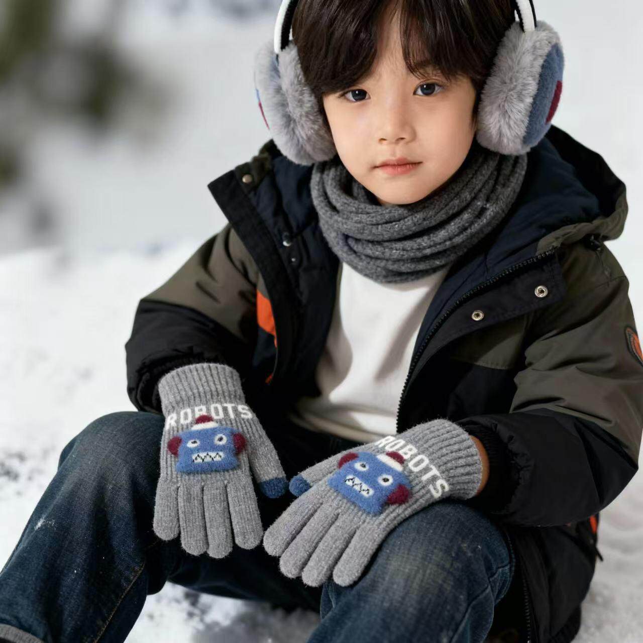儿童手套4-7岁卡通宝宝冬季五指可爱加厚毛线男女童学生保暖手套