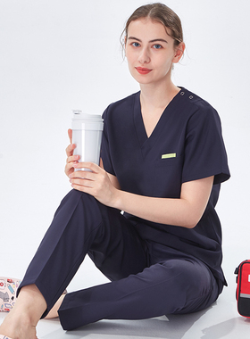 戈美恩洗手衣手术室工作服男女医生短袖口腔刷手服防静电高端定制
