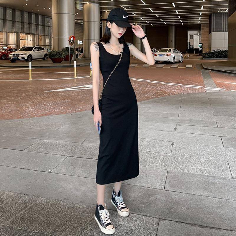 黑色吊带裙高级感2025新款女无袖背心裙显瘦裙子修身吊带连衣裙春