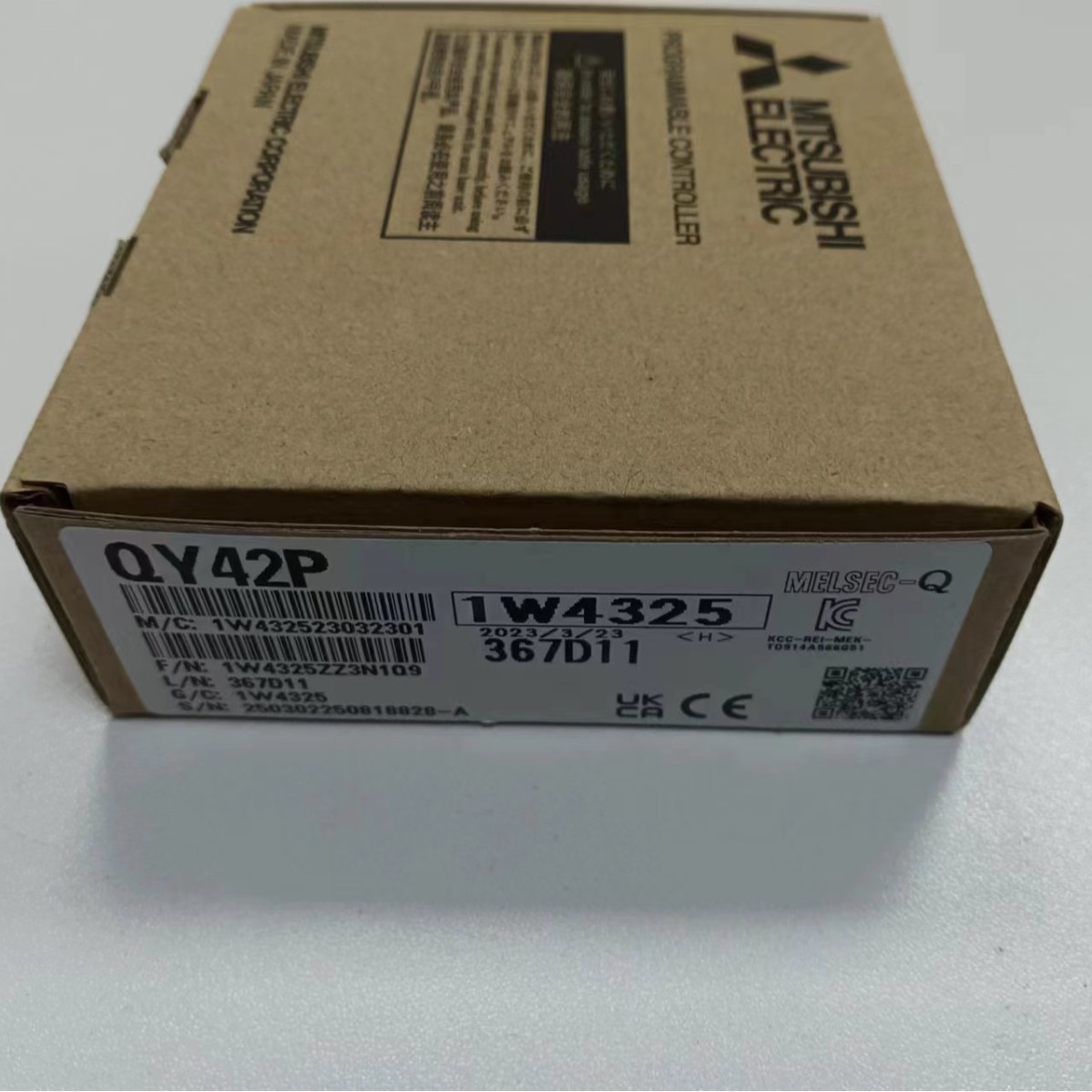 日本MITSUBISHI三菱PLC输出模块QY42P