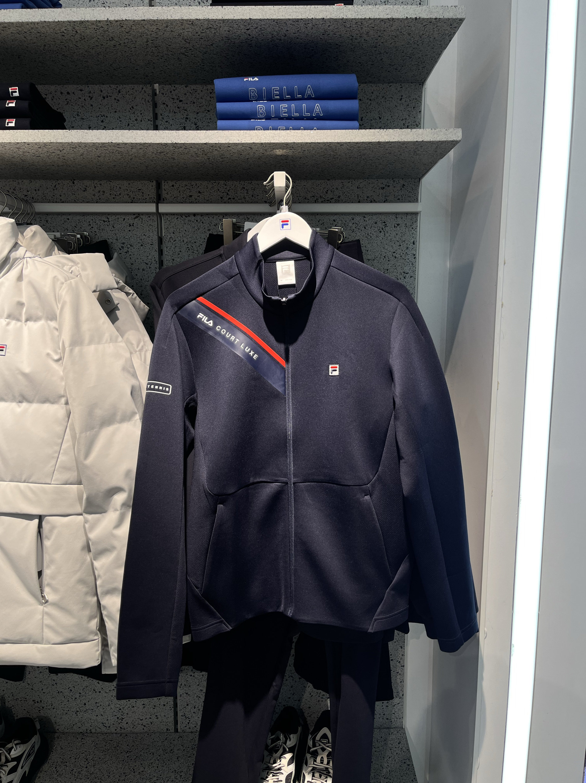 fila斐乐男士外套23秋冬立领基础网球运动针织长袖上衣a11m343501