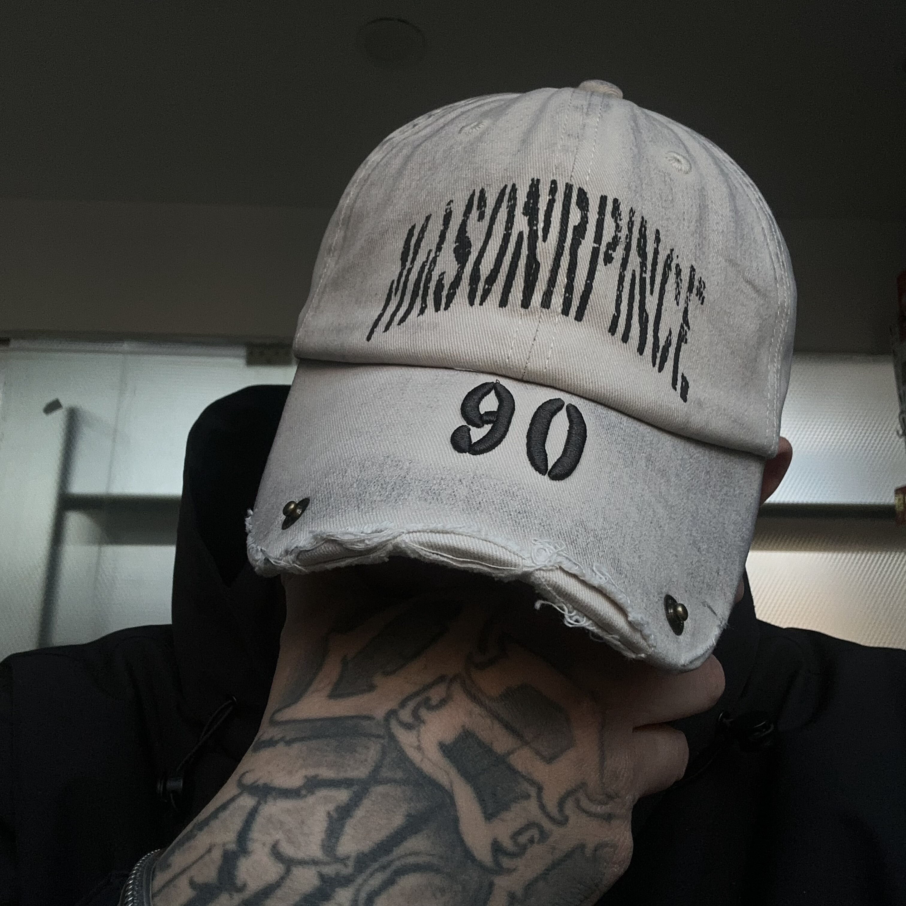 潮牌90数字刺绣棒球帽做旧破洞设计男女美式复古休闲软顶鸭舌帽子,服饰配件/皮带/帽子/围巾,帽子,淘宝优惠券,粉丝福利购,淘宝优惠卷