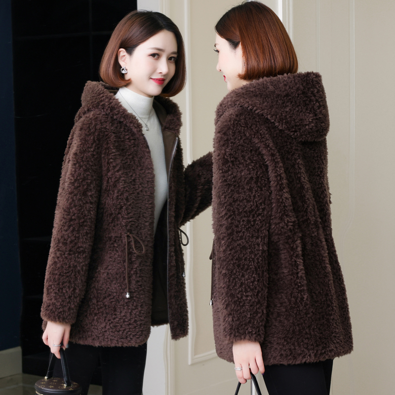 卡若维娅全羊毛中长款皮草外套冬