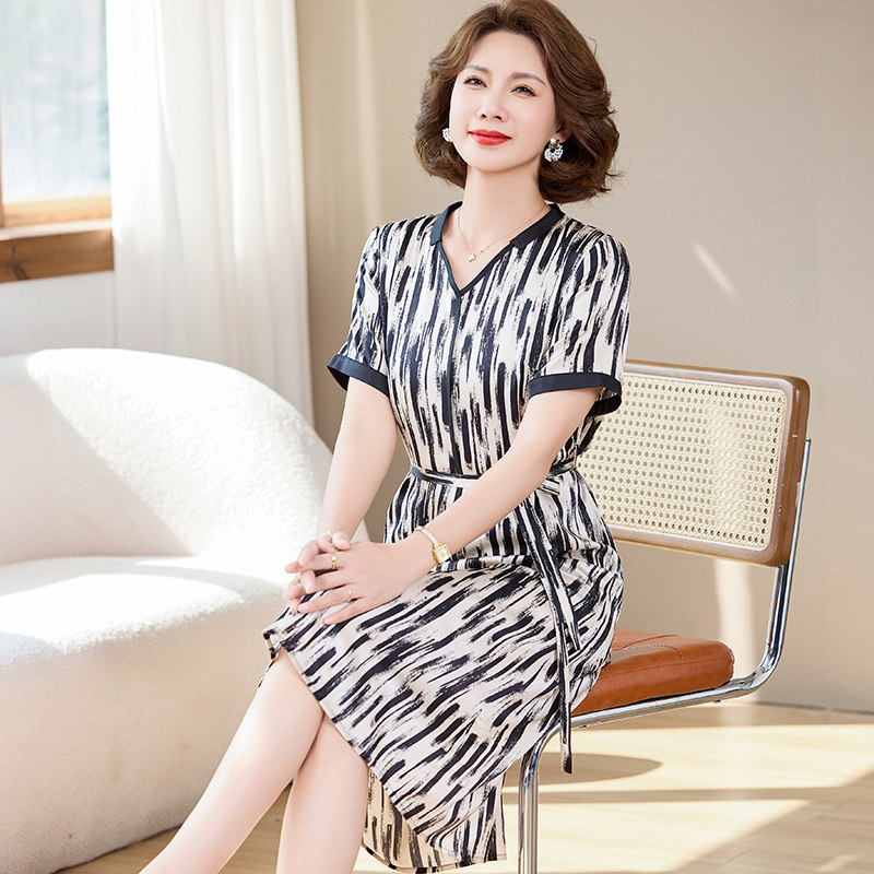 真丝收腰显瘦桑蚕丝中长款连衣裙