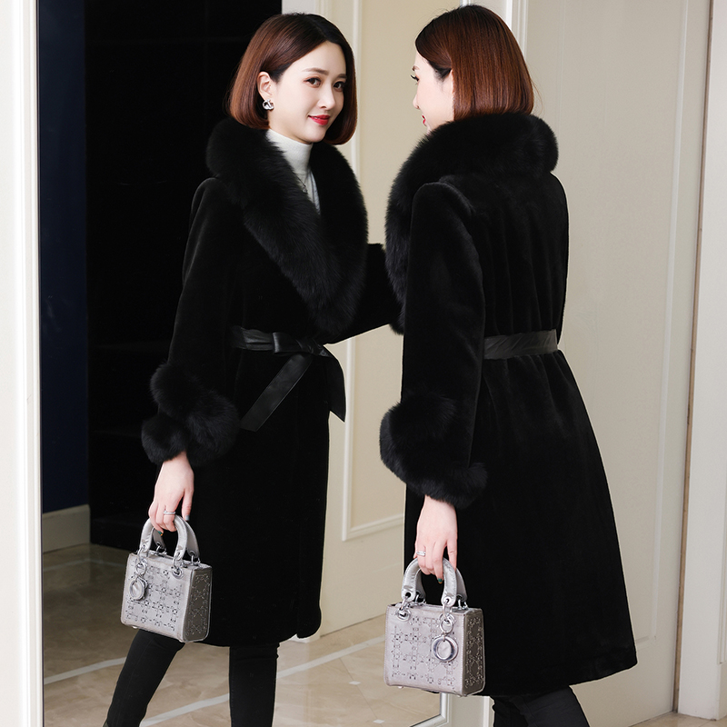 卡若维娅轻奢金貂绒皮草外套中长
