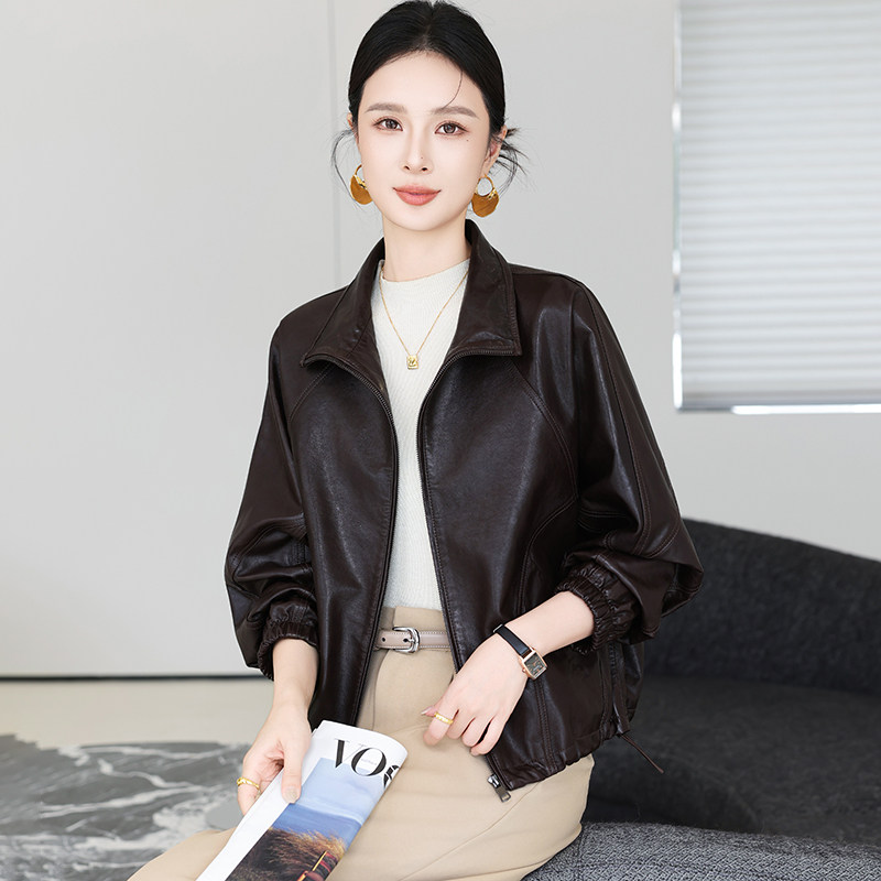 卡若维娅真皮绵羊皮短款皮衣女