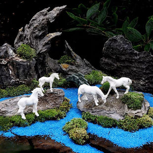 树脂小马苔藓花盆鱼缸微景观摆件动物迷你盆景造生肖装饰微雕摆件