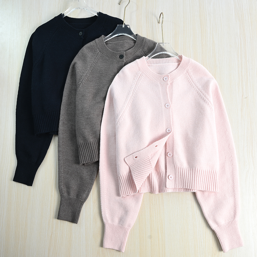 厚款棉线圆领系扣休闲针织开衫