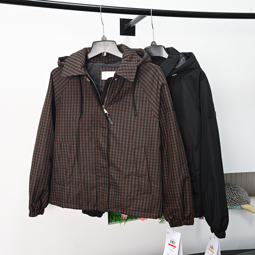 可脱卸帽翻领夹棉保暖夹克棉服