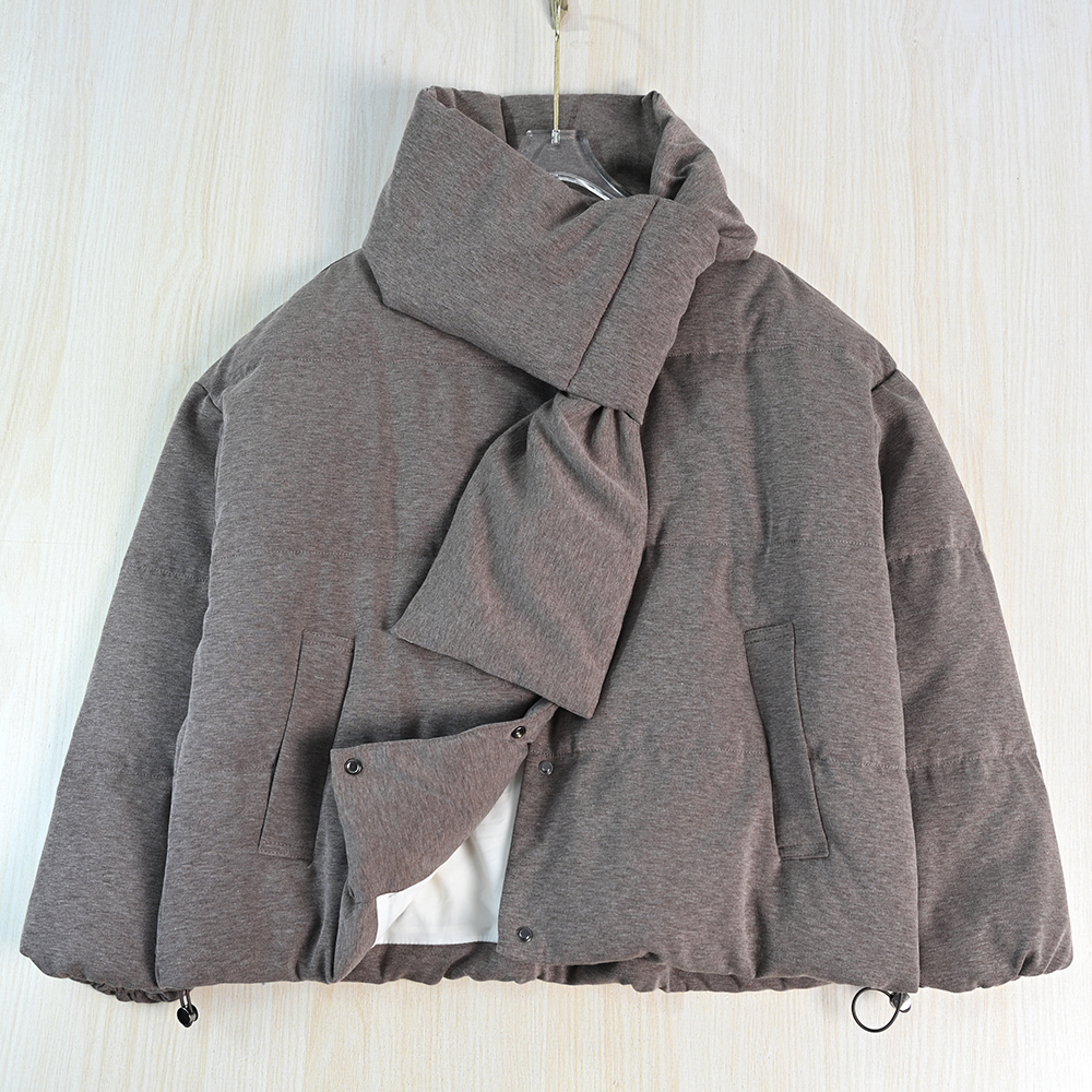 蓬松保暖围脖圆领宽松休闲羽绒服