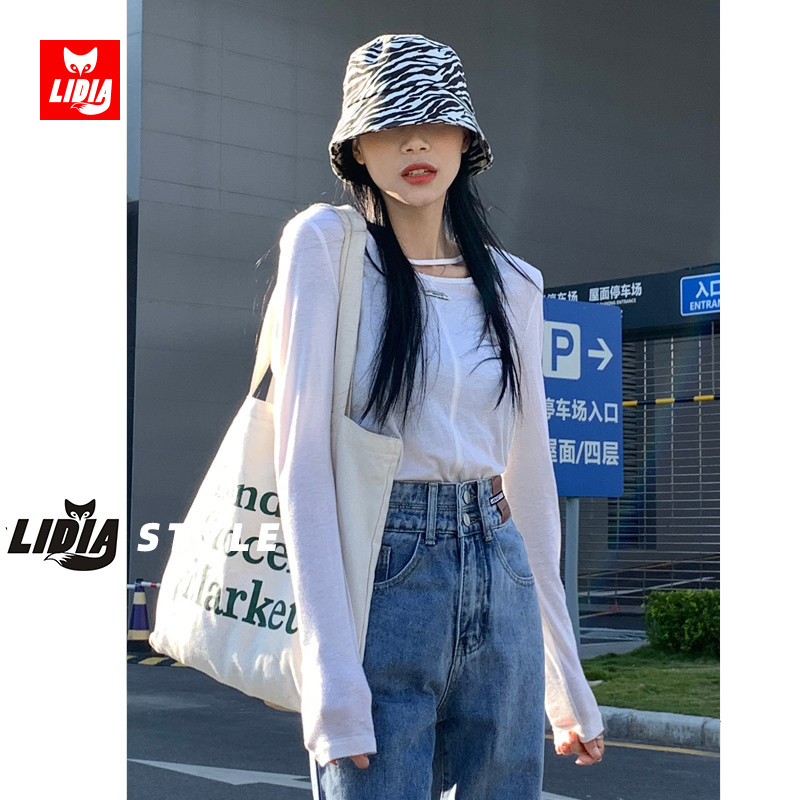 时尚百搭白色针织衫女