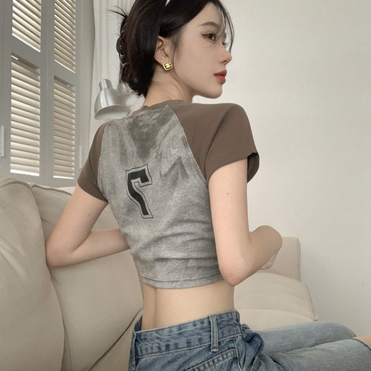 甜辣短款上衣女修身显瘦夏季